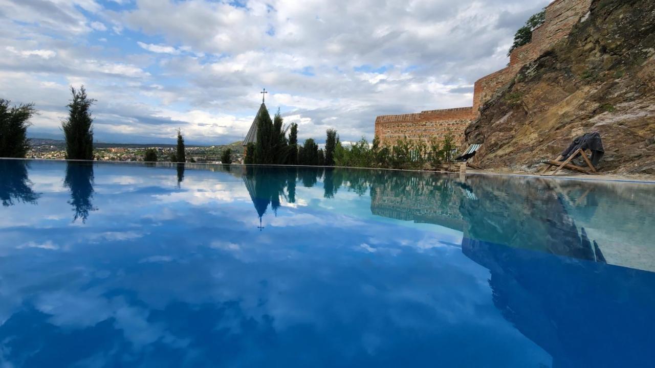 Castle In Old Town Hotel Tbilisi Exterior photo