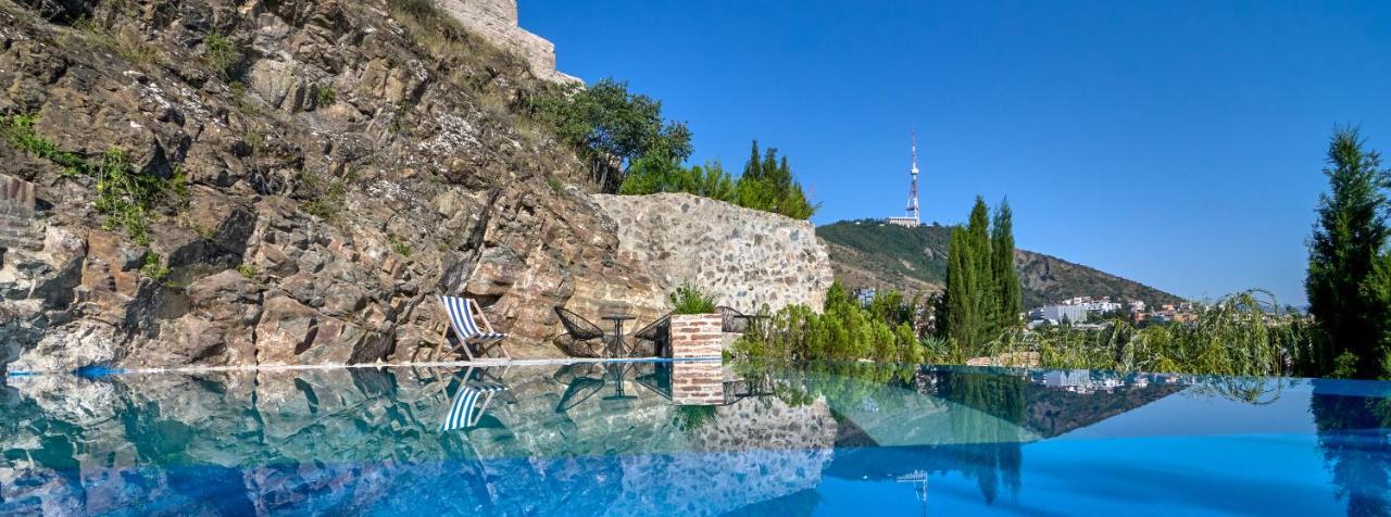 Castle In Old Town Hotel Tbilisi Exterior photo