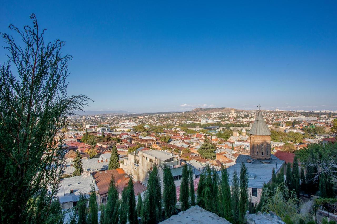 Castle In Old Town Hotel Tbilisi Exterior photo